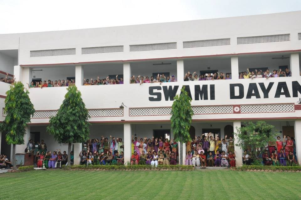 Arya Girls College-image