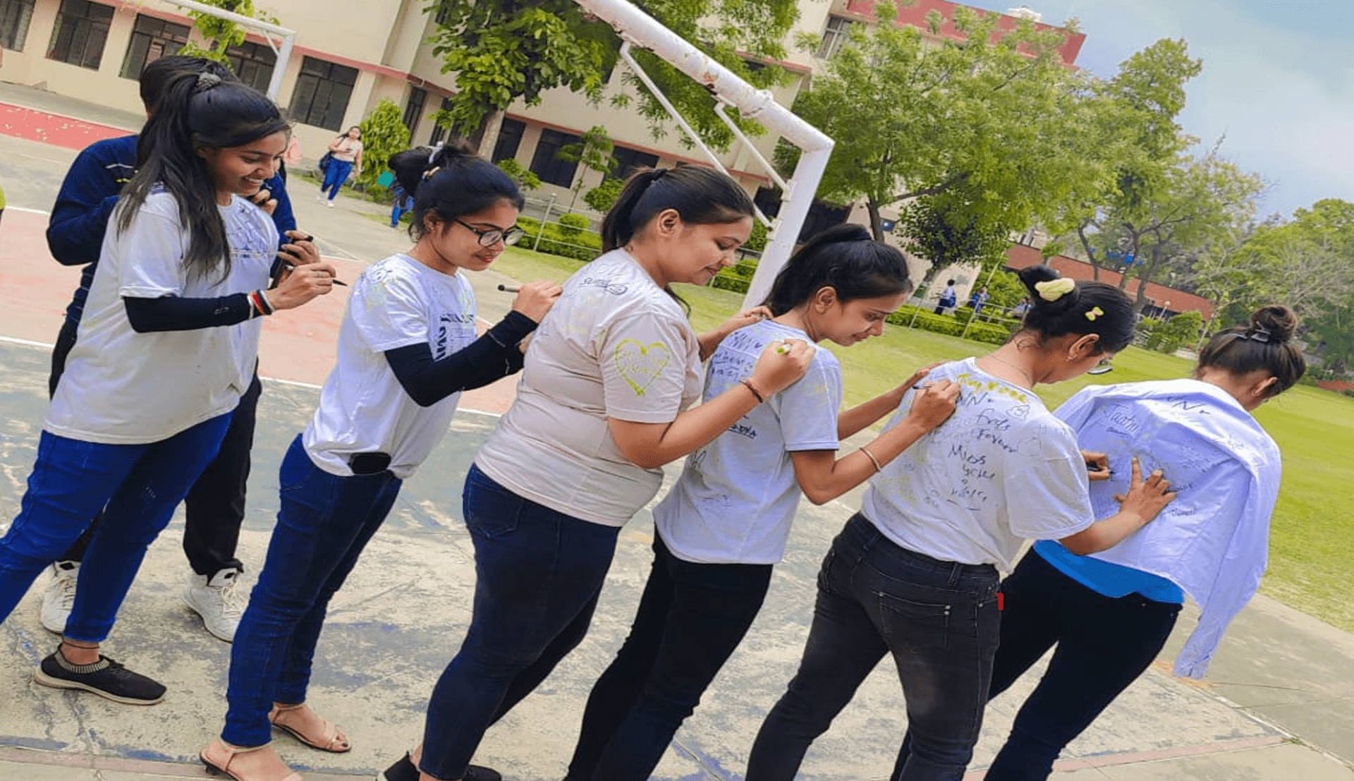 K.L. Mehta Dayanand College for Women-image