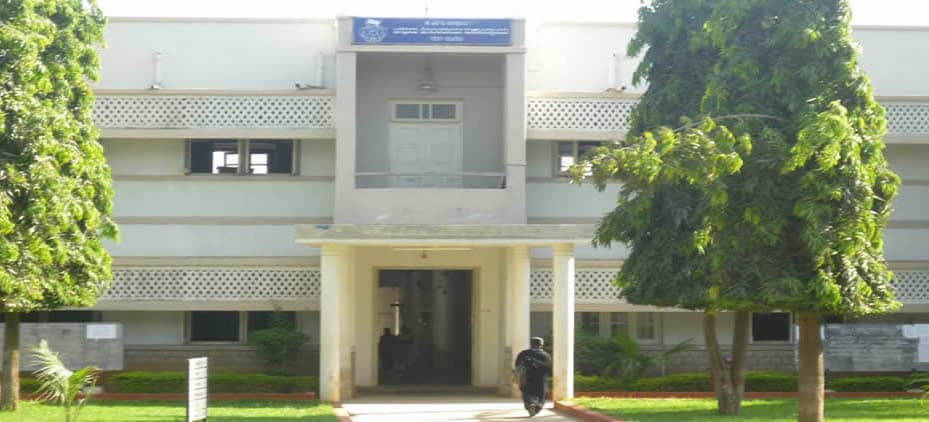 KLE Society's Arts & Commerce College, Gadag-gallery-image-1