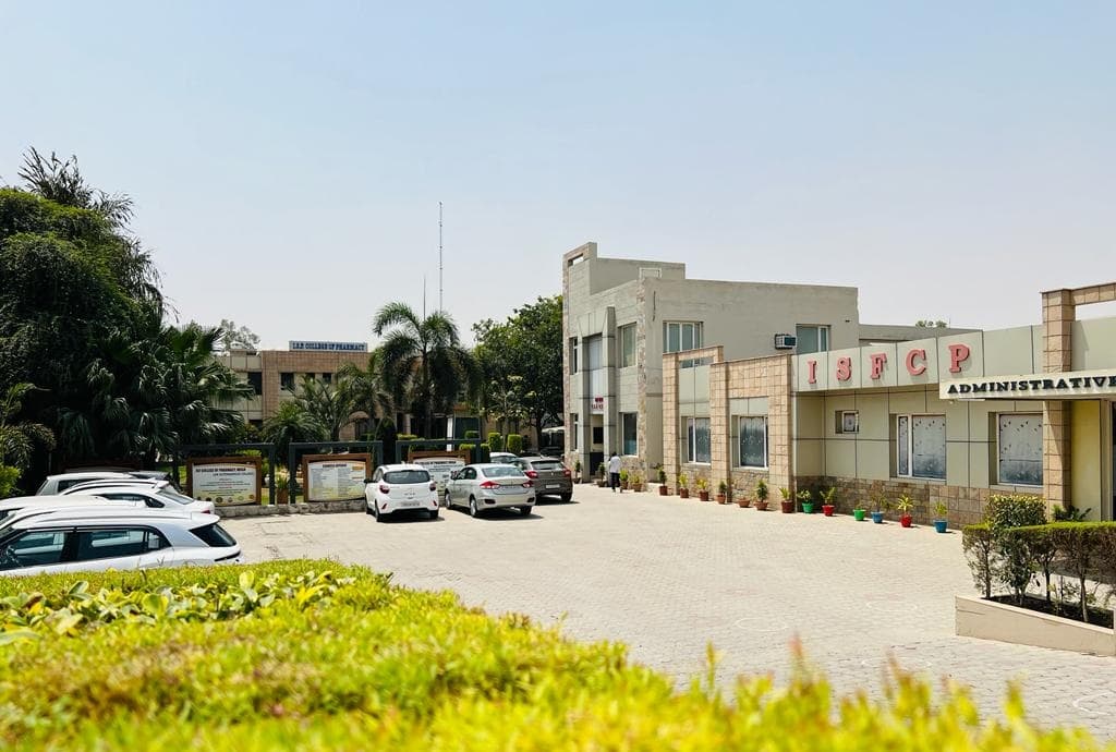 ISF College of Pharmacy-image