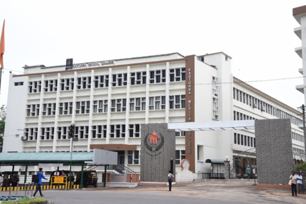 Kasturba Medical College-image
