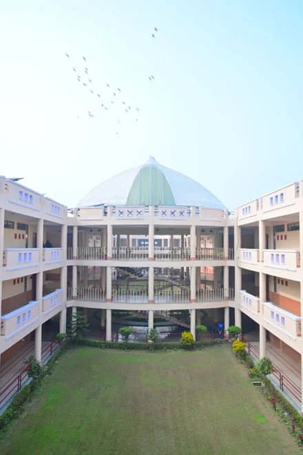 Invertis Bareilly-gallery-image-1