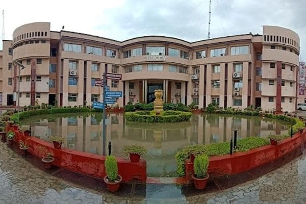 Shri Ramswaroop Memorial College of Engineering & Management-image