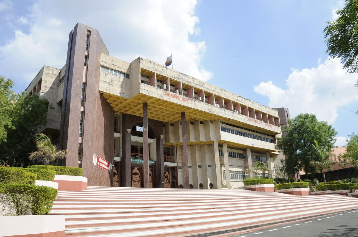 NMU Jalgaon-gallery-image-2