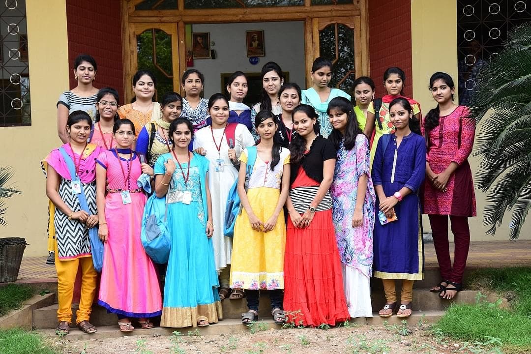 Browns College of Pharmacy-image