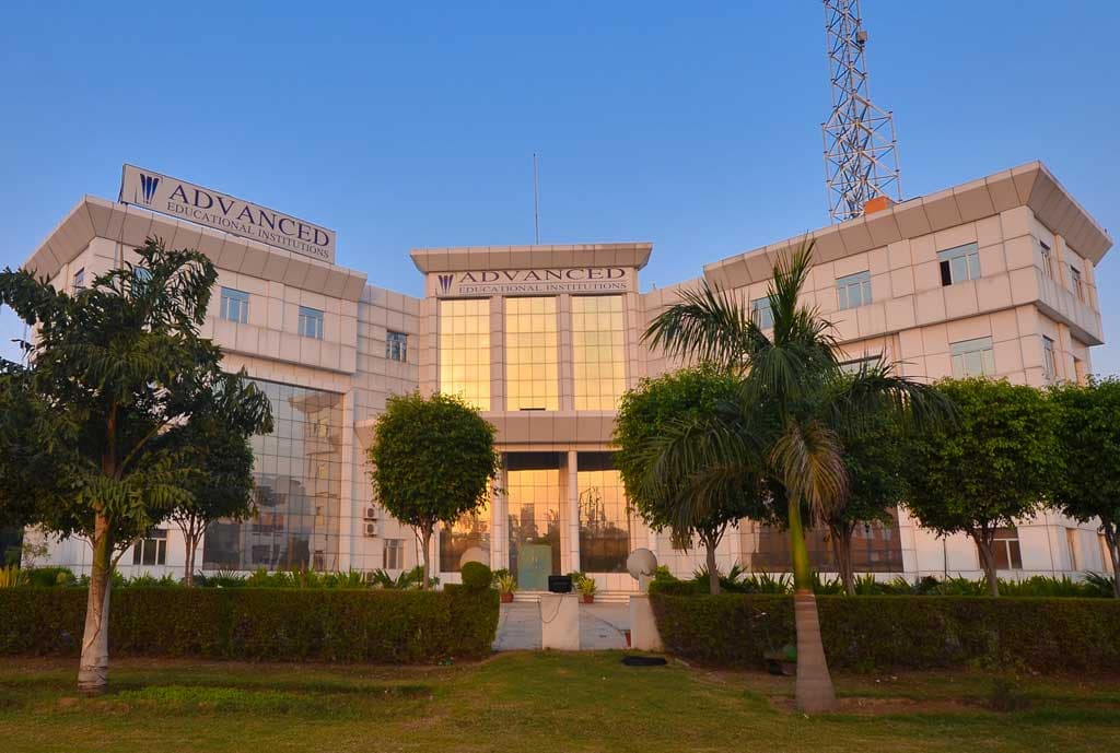 Advanced Institute of Technology and Management-image