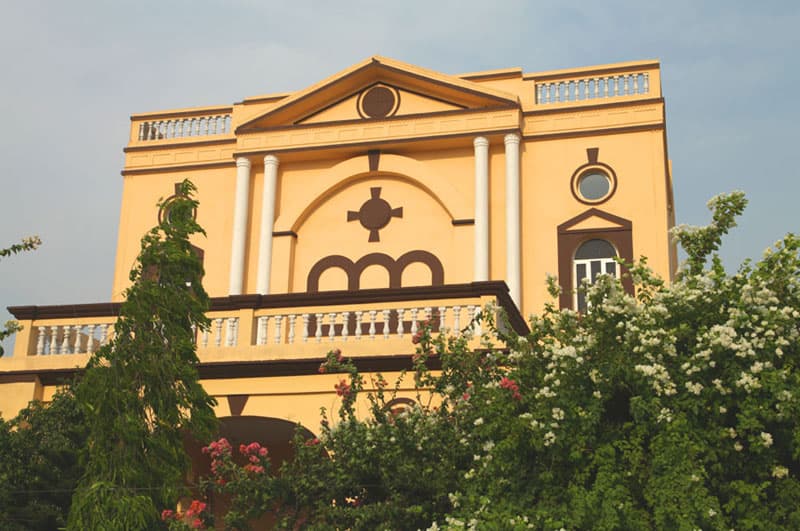 Mata Gujri Institute of Nursing-image