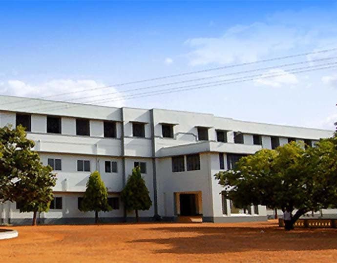 Sri Pushpam College-image