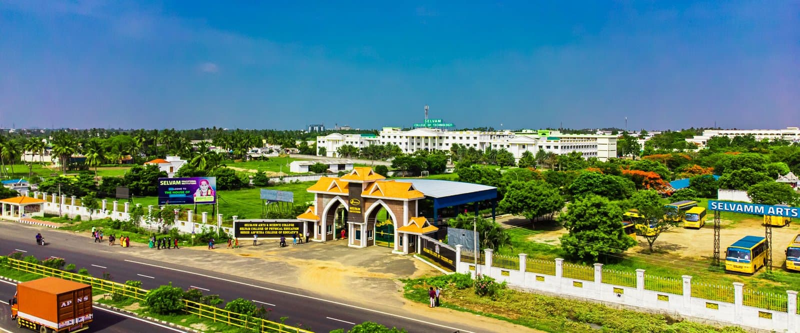 Selvam College of Technology-image