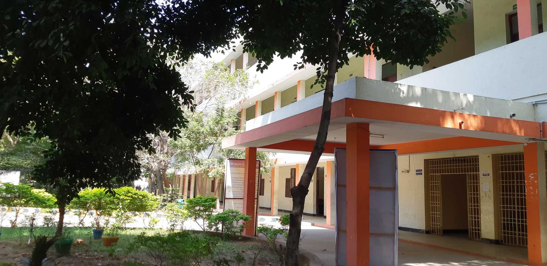 C. Kandaswami Naidu College for Men-image