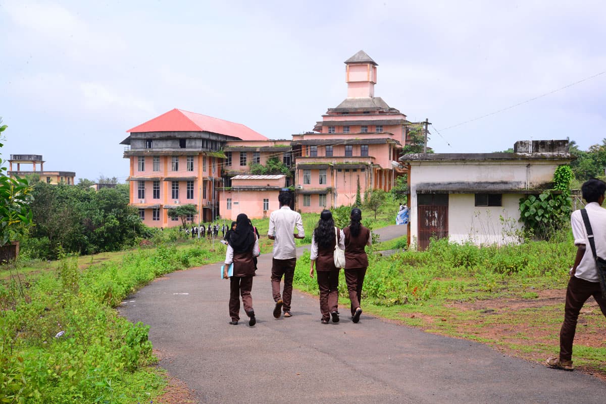 L.B.S. College of Engineering-image
