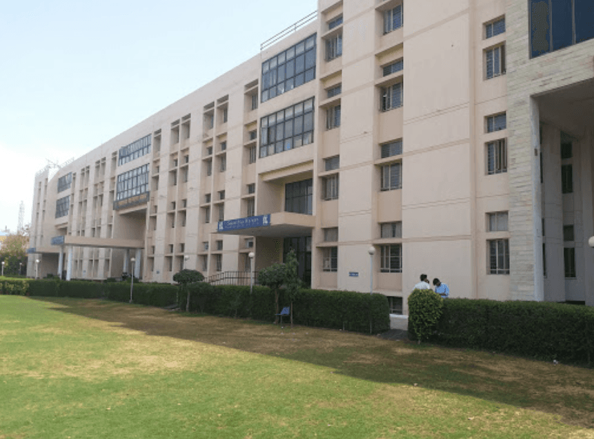 SKGI Physiotherapy College-image