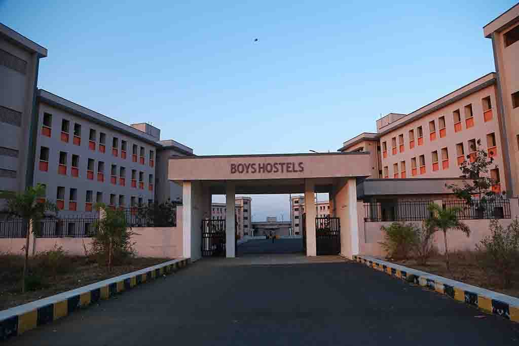 Jawaharlal Nehru Technological University Hyderabad University College of Engineering Sultanpur-image