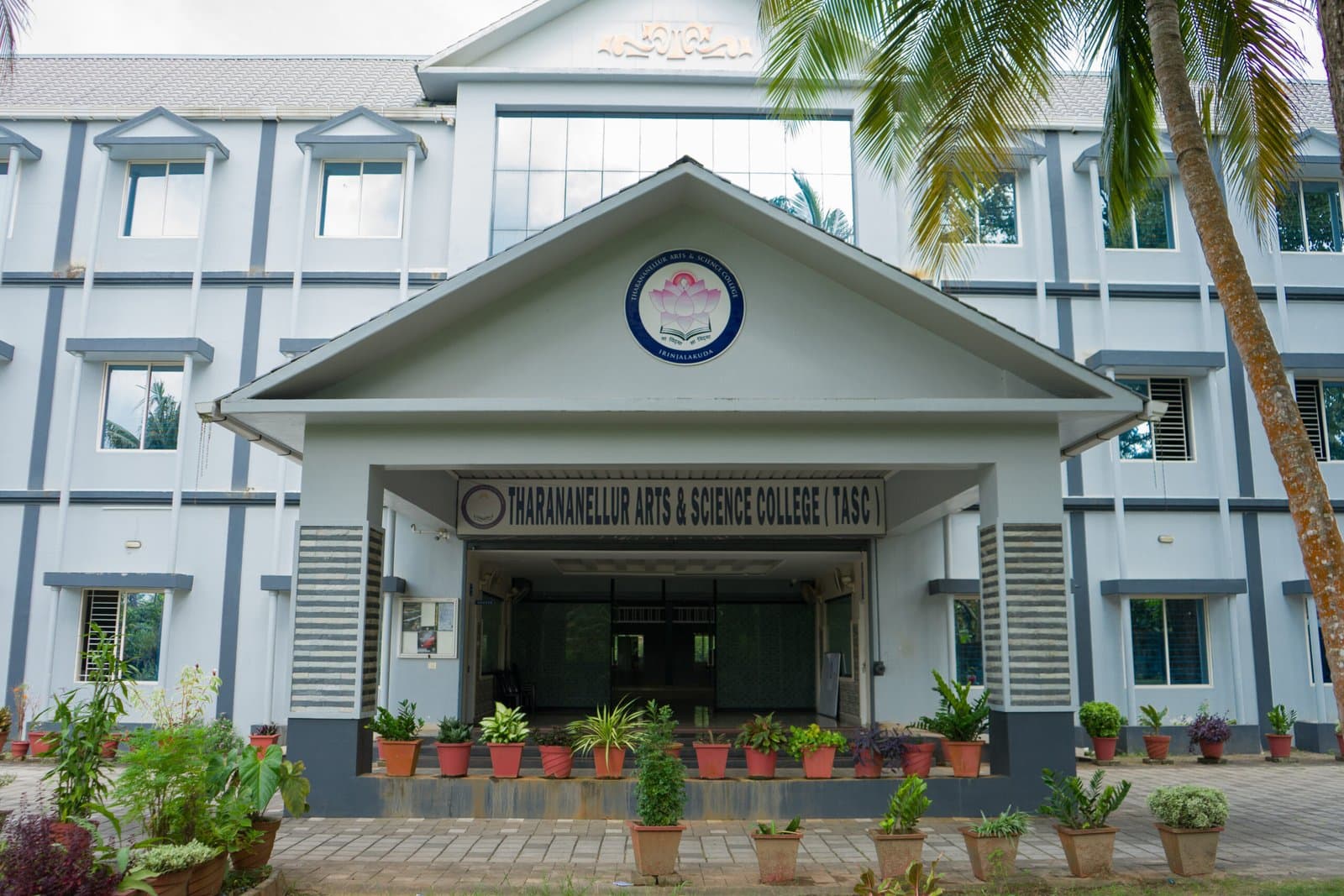Tharananellur Arts & Science College-image
