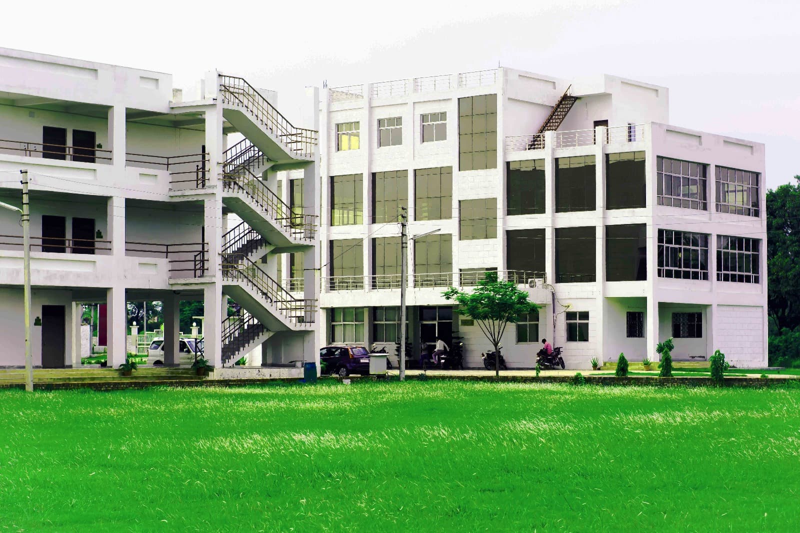 Dayal Group of Institutions-image
