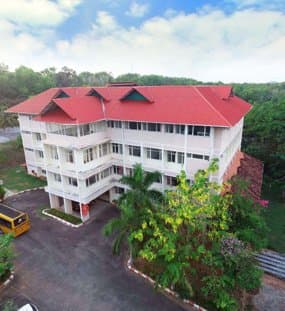 DC School of Management and Technology-gallery-image-4