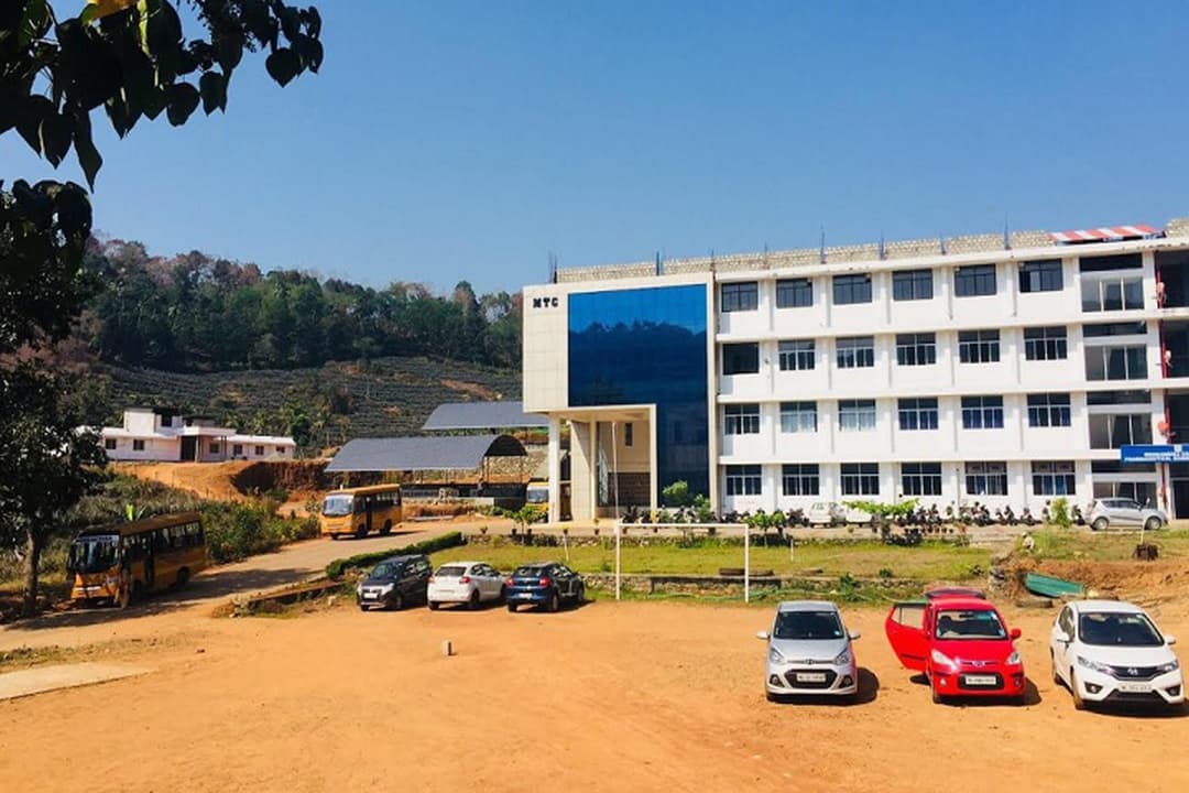 Mookambika College Ernakulam-gallery-image-1