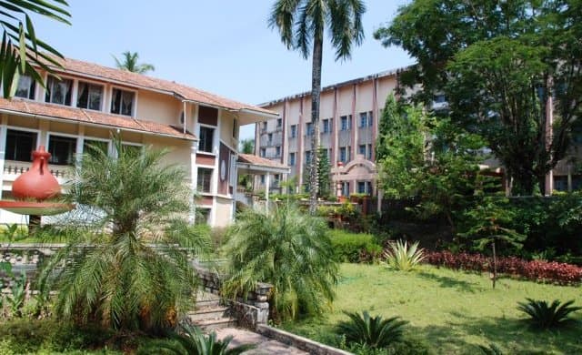 Bhuvanendra College-gallery-image-1