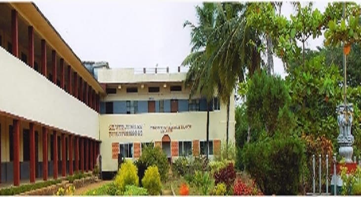 Sri Venkataramana Swamy College-gallery-image-1