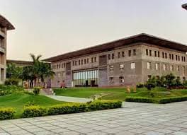 Karnavati School of Dentistry-image
