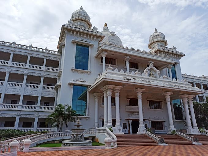 Kumaraguru College of Liberal Arts and Science-image