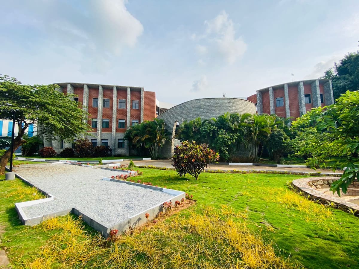 IZee Business School Bangalore-gallery-image-4