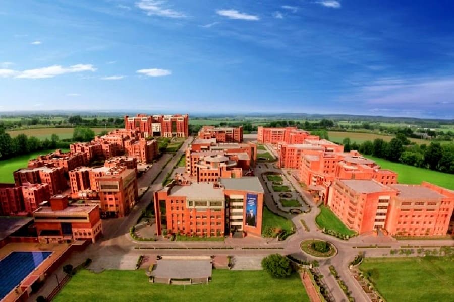 Amity University Noida-gallery-image-2