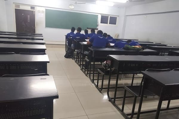 Indo Asian Academy Degree College-image