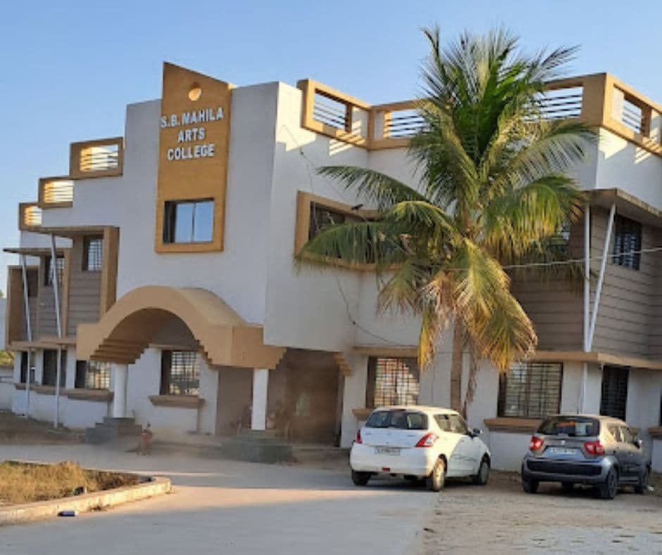 Mahila Arts College, Modasa-gallery-image-3