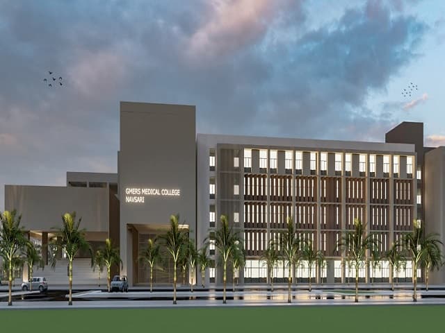 GMERS Medical College, Navsari-gallery-image-1