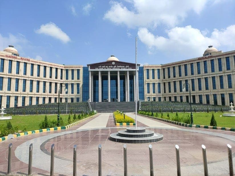 Rani Lakshmi Bai Central Agricultural University-image