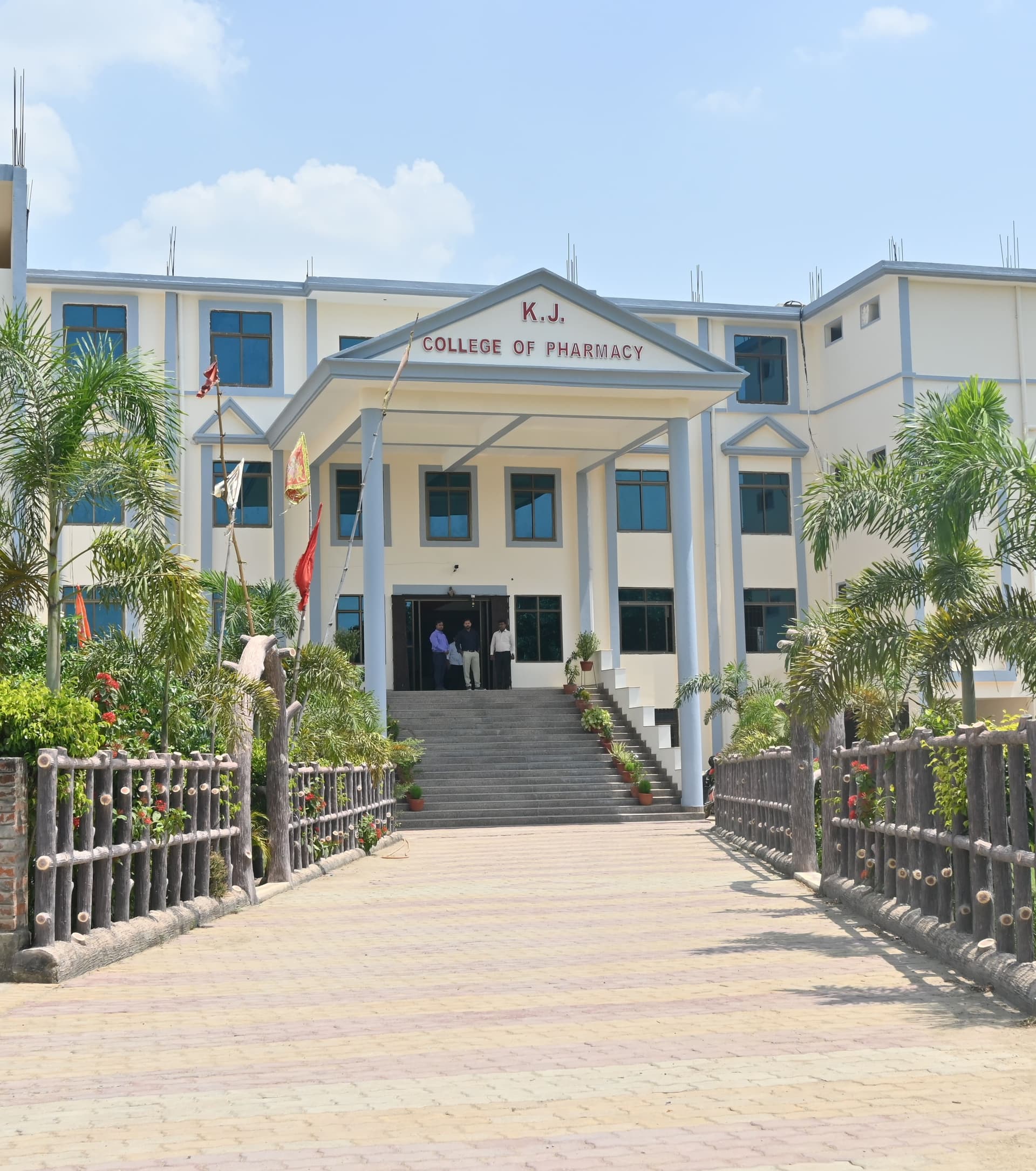 K J College of Pharmacy-image