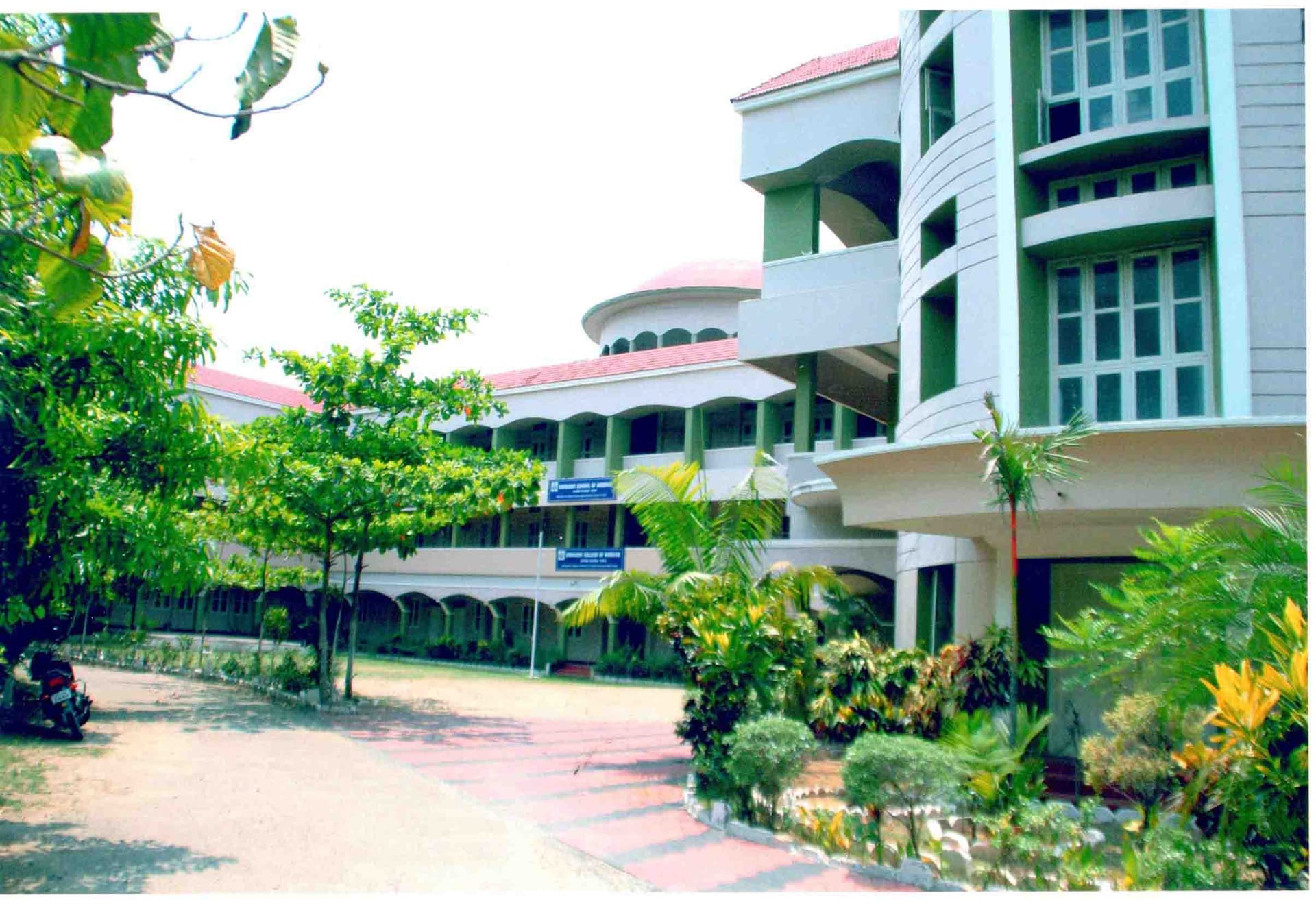 Crescent College of Nursing-image