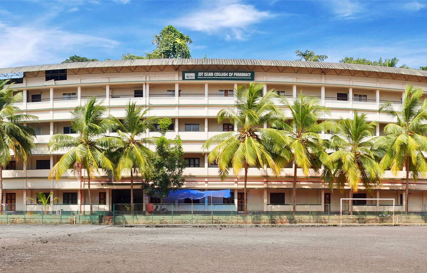 JDT Islam College of Pharmacy-image