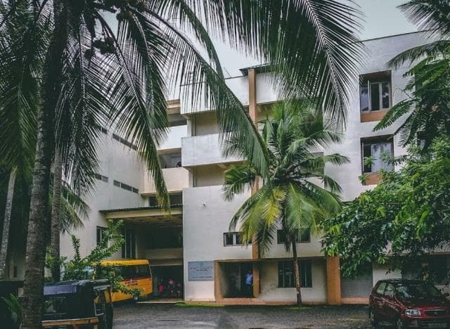 KMCT College of Nursing-image