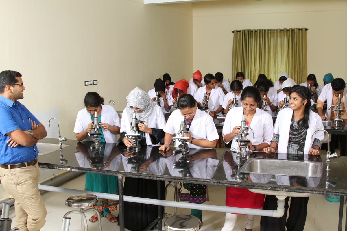 KMCT Ayurvedic College-gallery-image-4