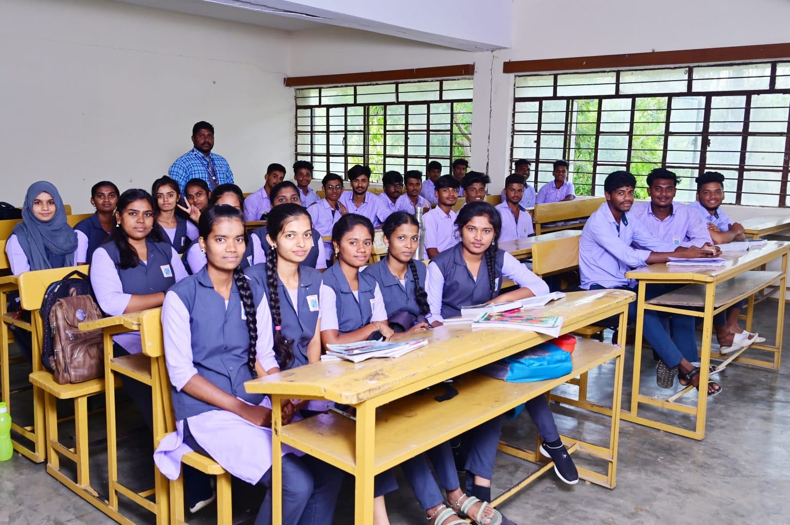 M.G.R College of Arts and Science-image