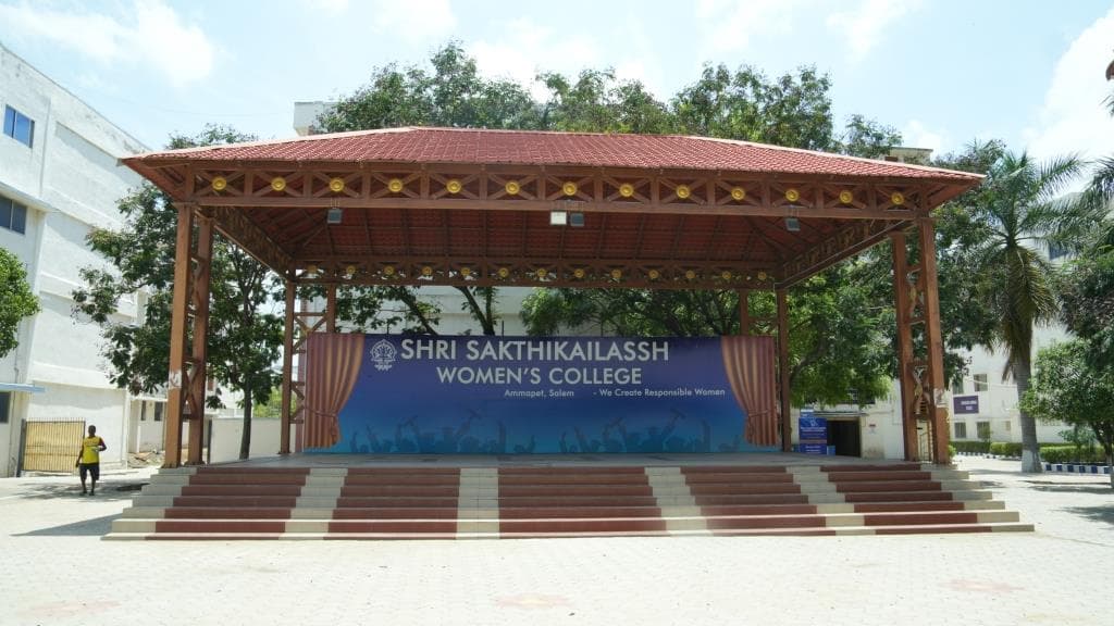 Kailash Womens College-image