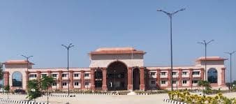 SGG University-gallery-image-0