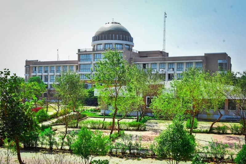 Sandip University-image