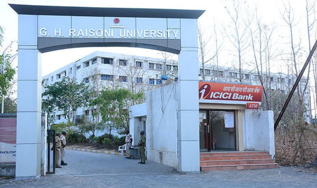 G. H. Raisoni University-image