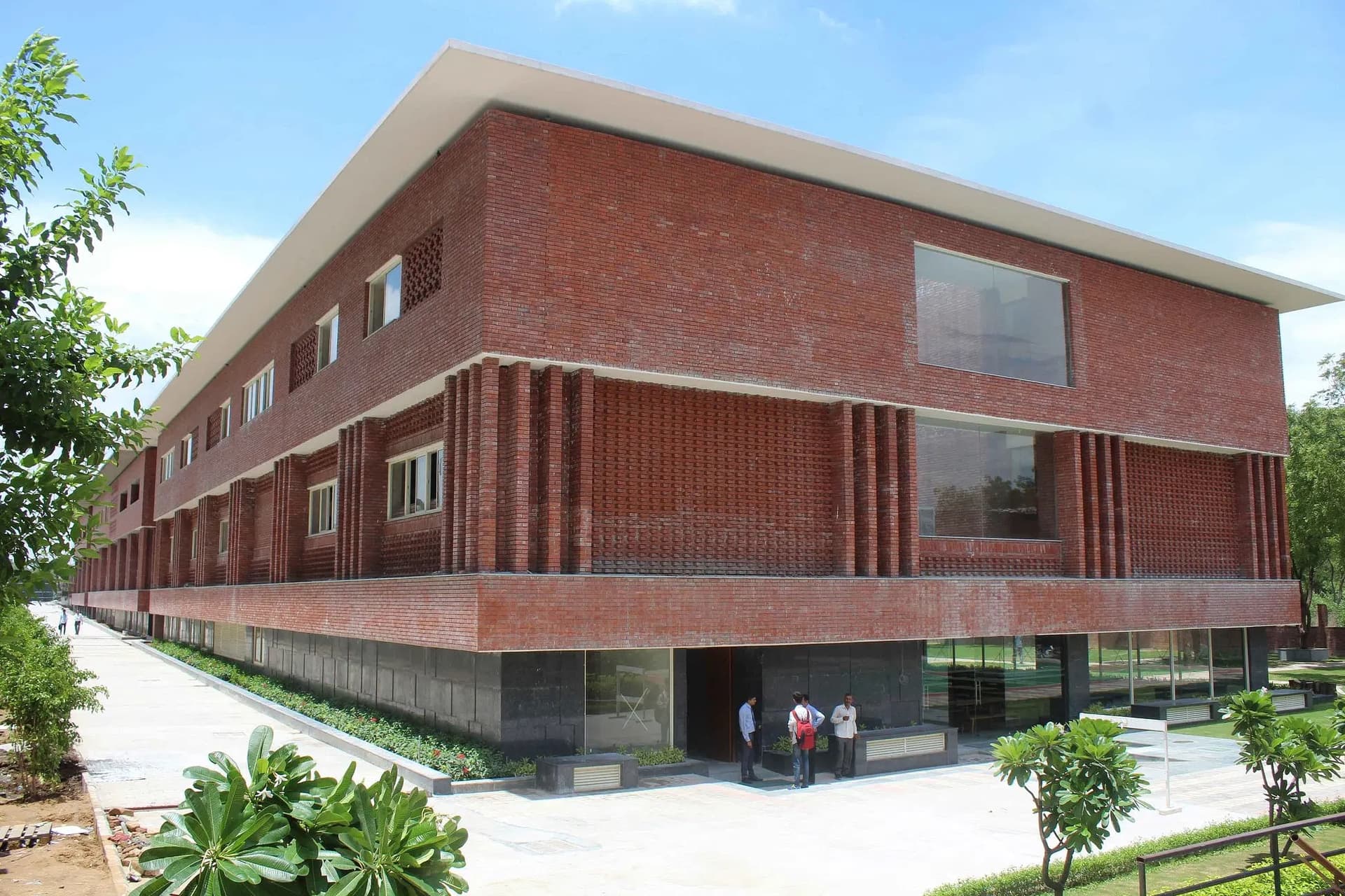 The Lalit Suri Hospitality School-image