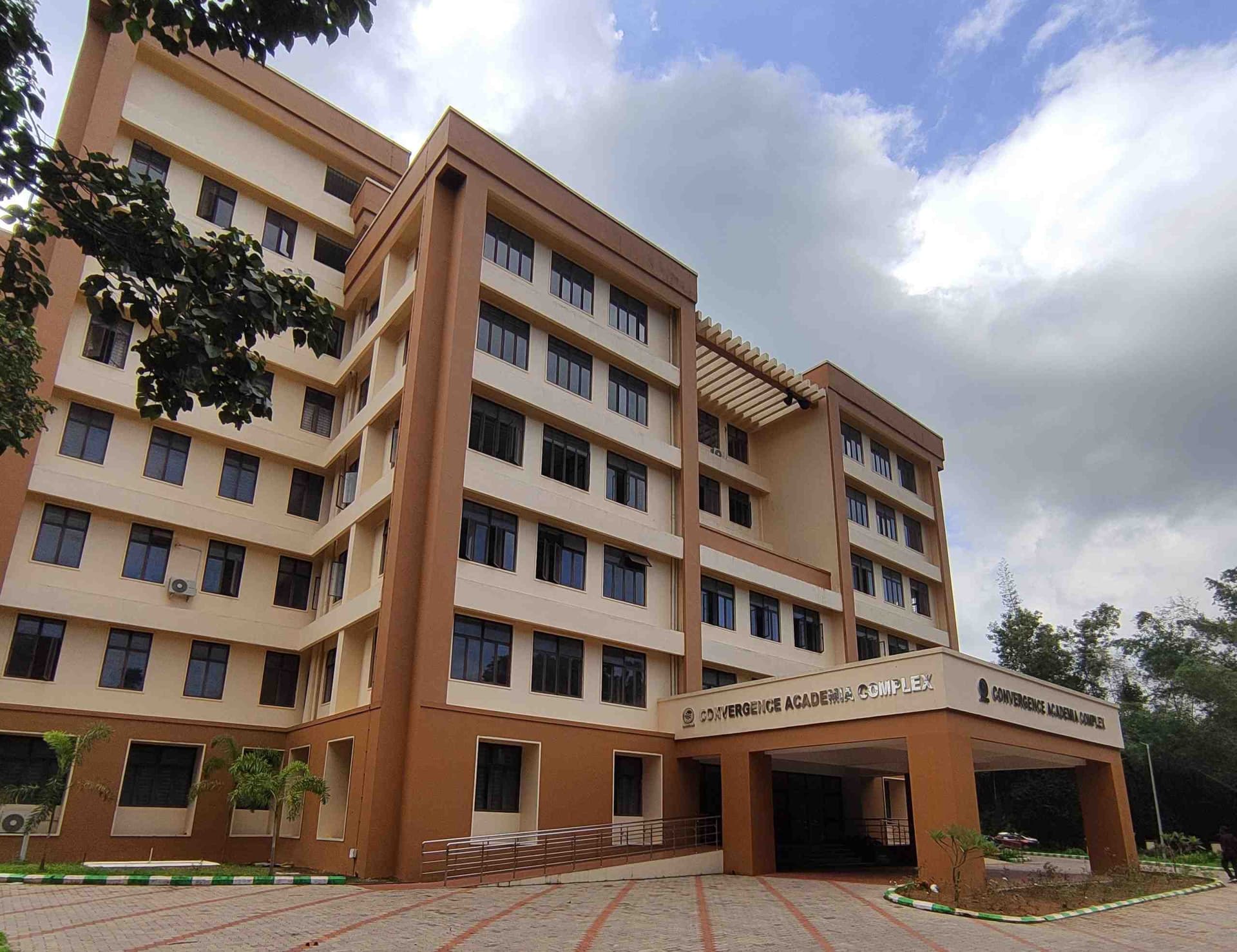 Mahatma Gandhi University, School of Management & Business Studies-image