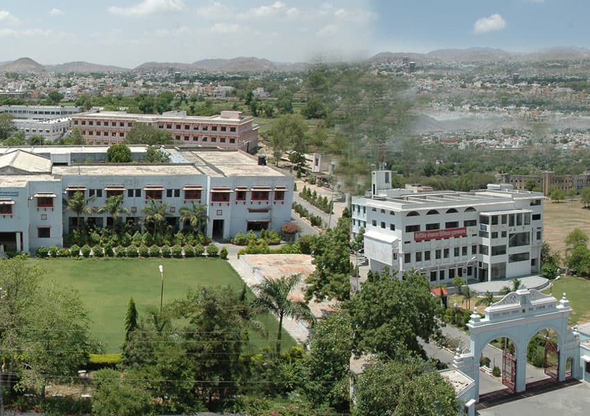 Bhopal Nobles PG College of Physical Education-image