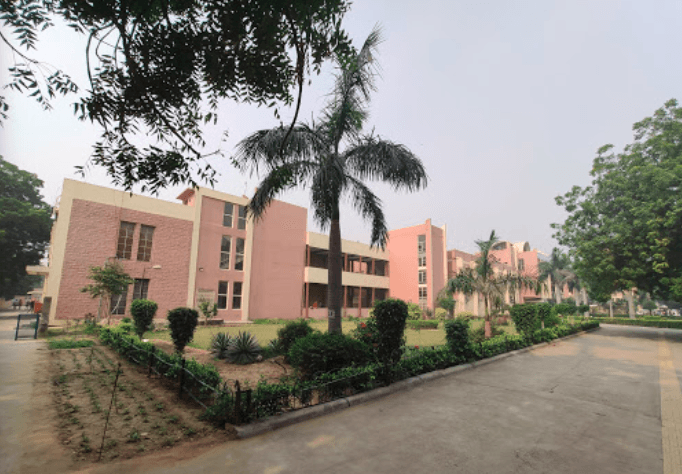 SGTB Khalsa College-gallery-image-4