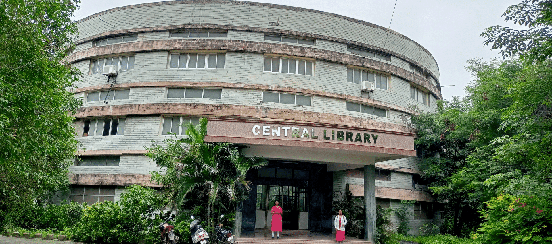 R D Gardi Medical College-image