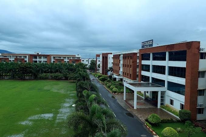 Sri Venkateswara University College of Engineering-image