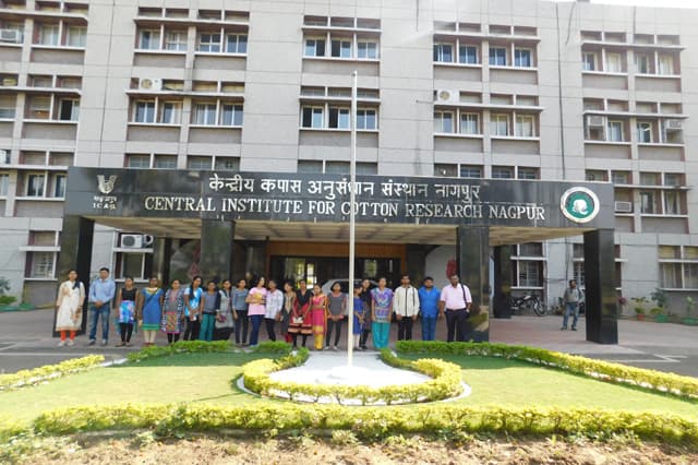 Rashtrapita Mahatma Gandhi Arts Commerce and Science College-gallery-image-2
