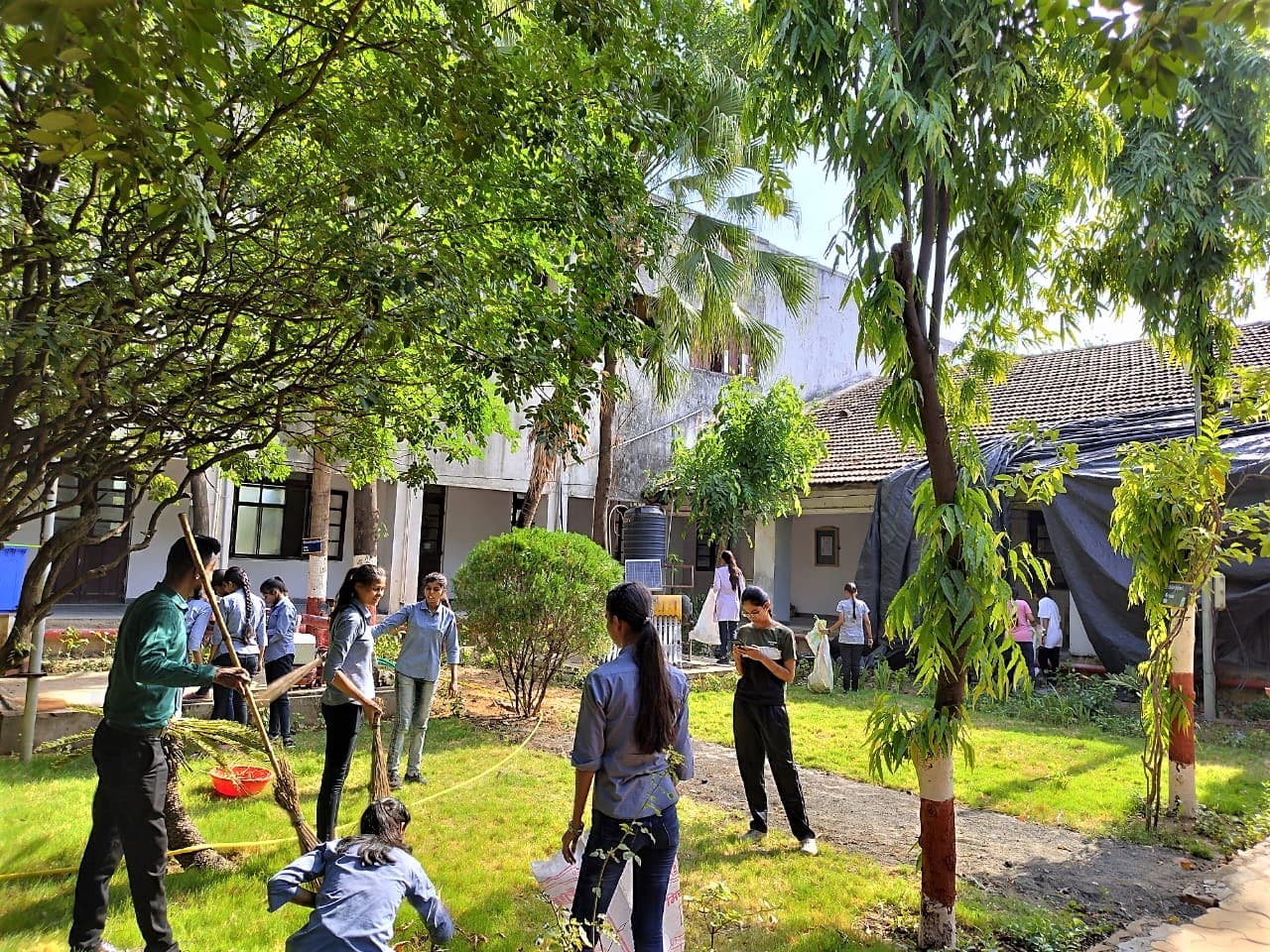 Shri Mathuradas Mohota College of Science-image