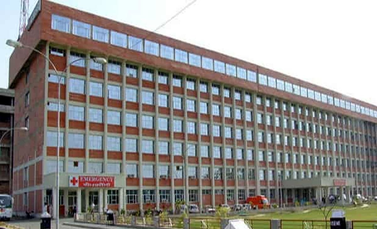 Adesh Institute of Medical Sciences and Research-gallery-image-1